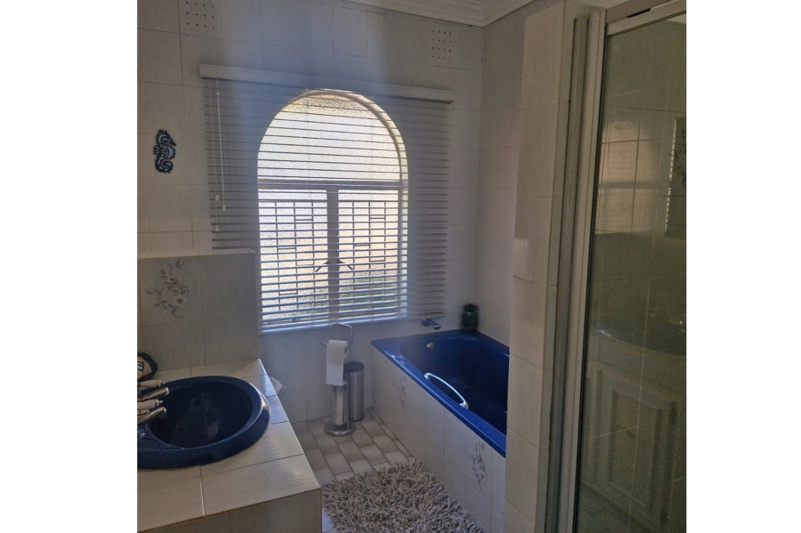 4 Bedroom Property for Sale in Doringkruin North West